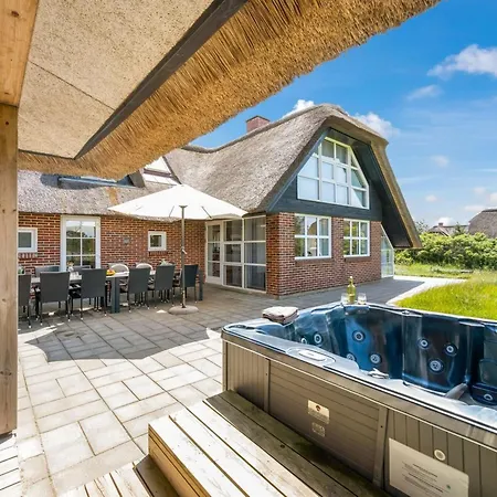 Vangel - 500m From The Sea By Interhome